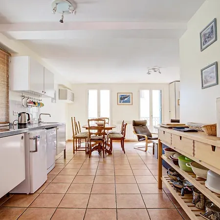 Obelisque 1b - Duplex Climatise Apartment